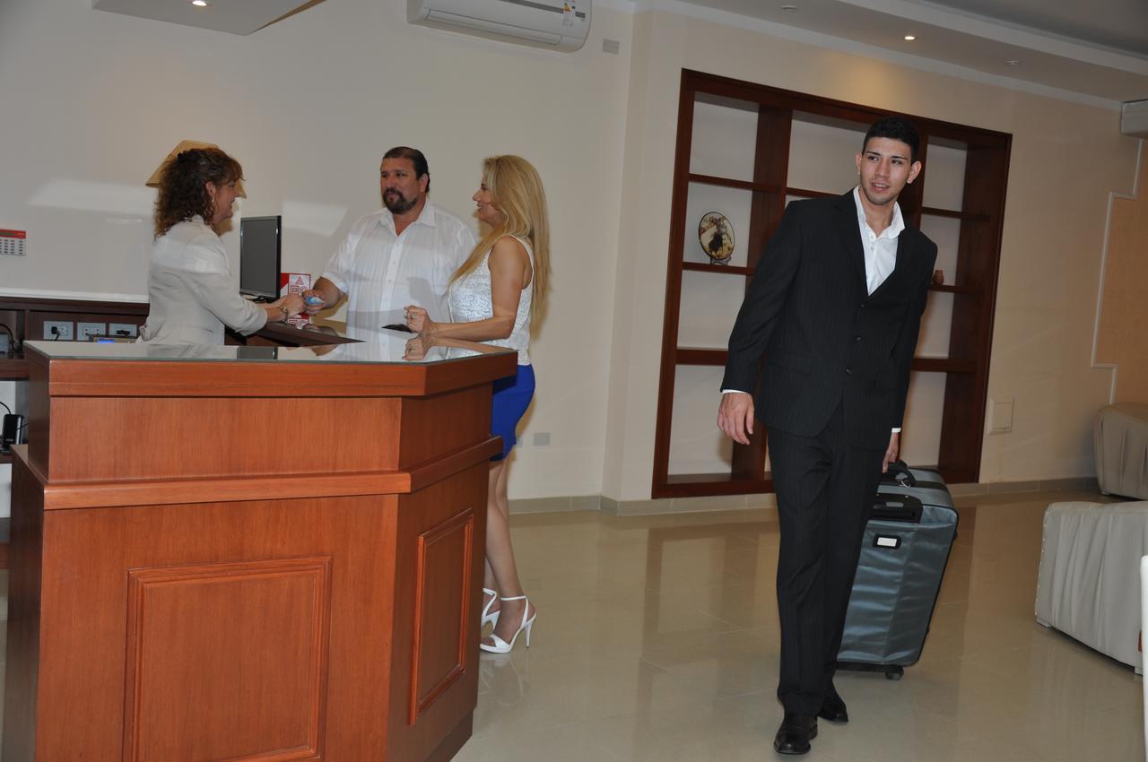 Realnoa Hotel Tartagal Exterior photo